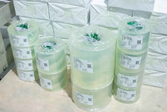擦り傷に耐える透明なBOPPフィルム,光り輝く粘着紙 紙厚さ36u