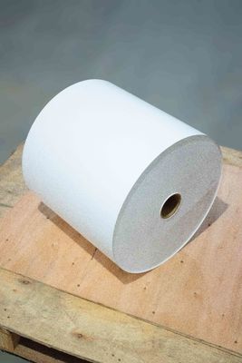 インクジェットマット 合成ラベル 材料 ロール 25μ 表面厚さ 自己粘着