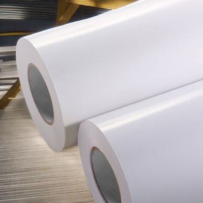 良い値段 白いガラス紙のラベル素材 永久アクリル粘着剤で覆われた紙80g オンライン